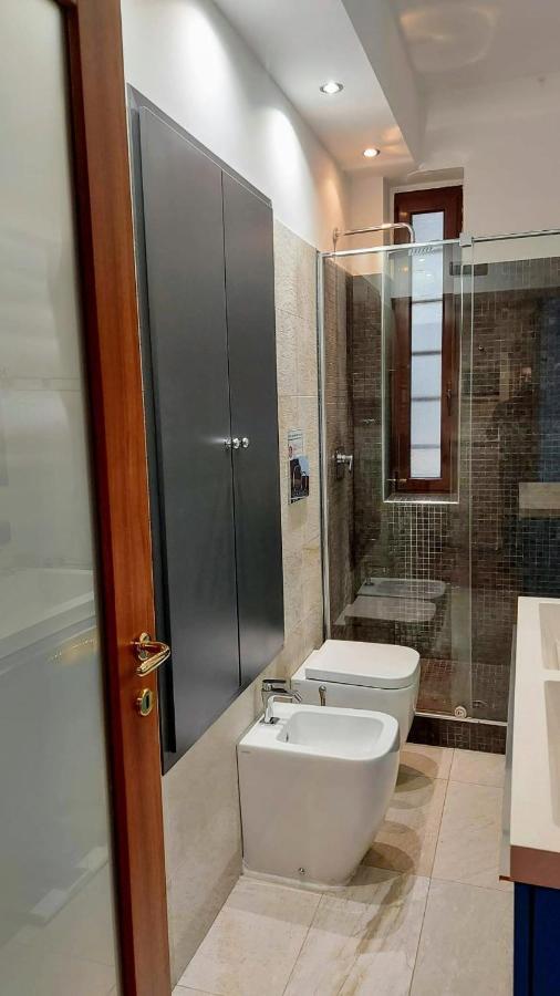 Vfh Stylish Boutique Apartment-City Center Milano Exteriör bild
