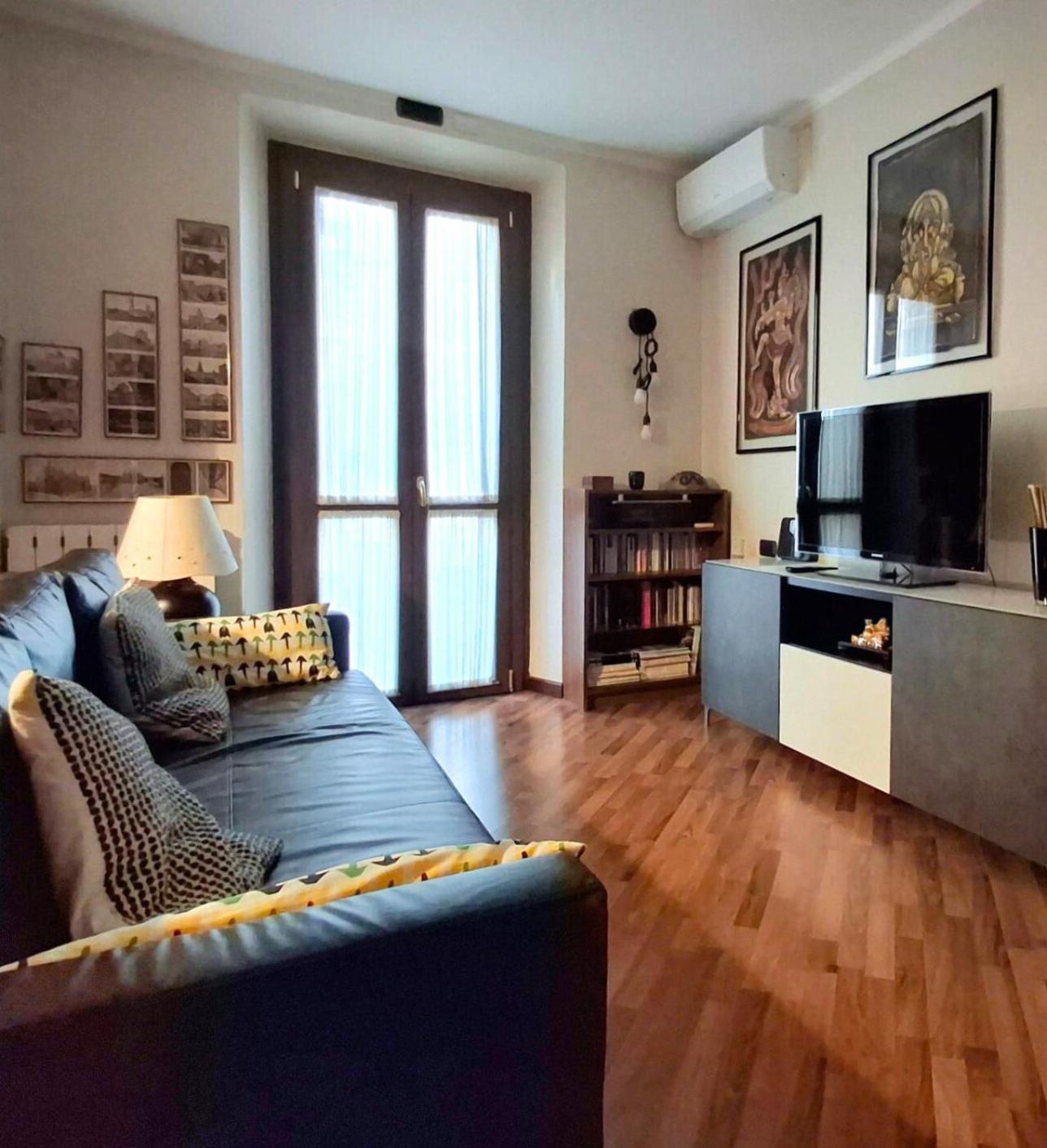 Vfh Stylish Boutique Apartment-City Center Milano Exteriör bild